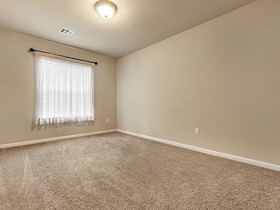 3rd image of 3053 NW 182nd St