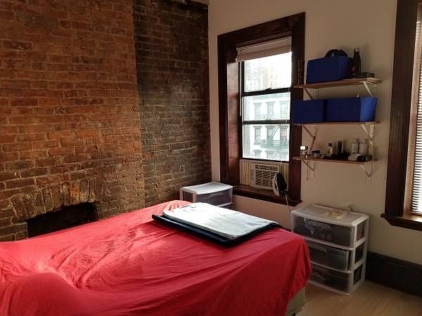 1st image of 2165 2nd Ave APT 1