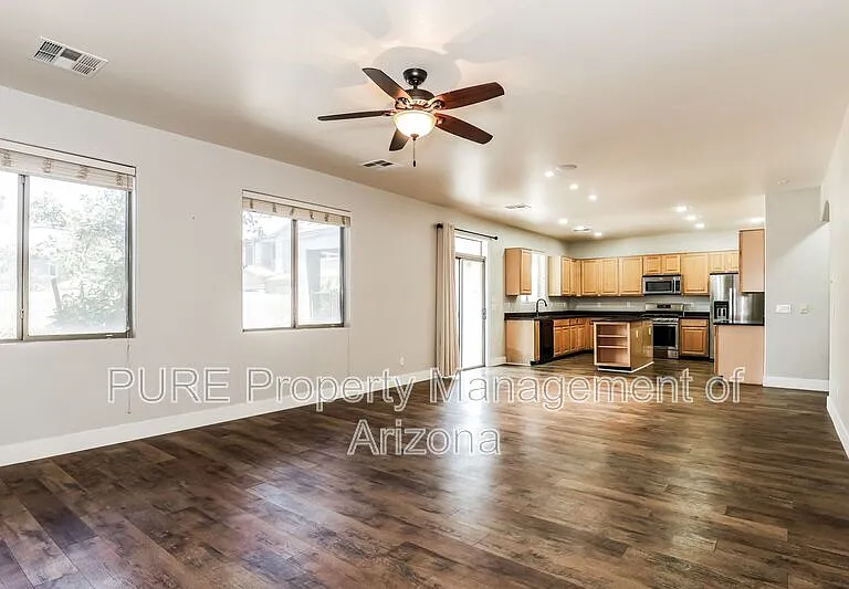 43558 W Oster Dr — Photo 4