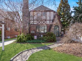 157-10 46 Avenue, Flushing, NY 11355