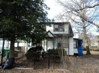 202 Norman St, Aston, PA 19014