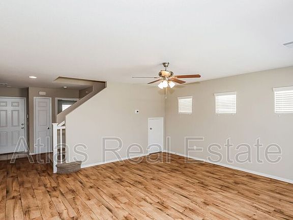 5th image of 5264 Emelita St