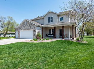1259 Roundtable Dr, Racine, WI 53406