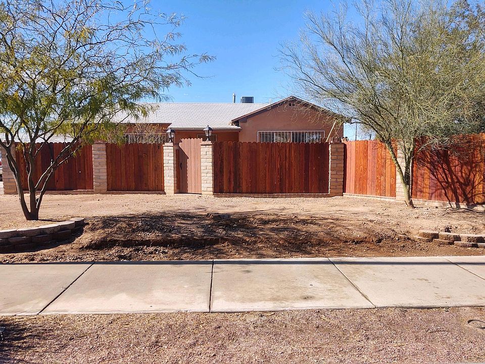 Front drive 2 car parking