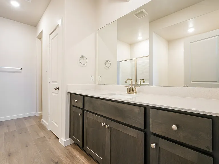 1545 Harvester Dr — Photo 11