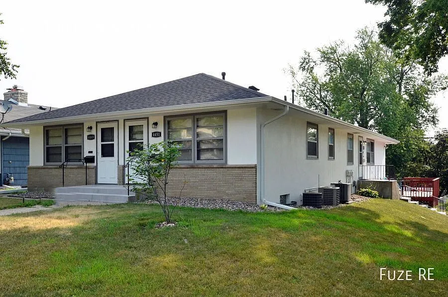 Beautiful Studio Apartment in Minneapolis - Available 7/24! — Photo 2