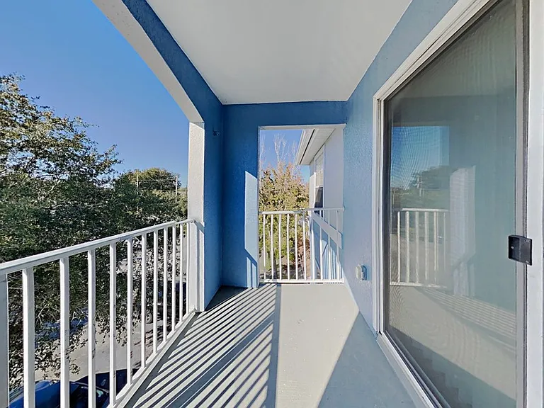 5800 Lake Pointe Village Cir #612 — Photo 16