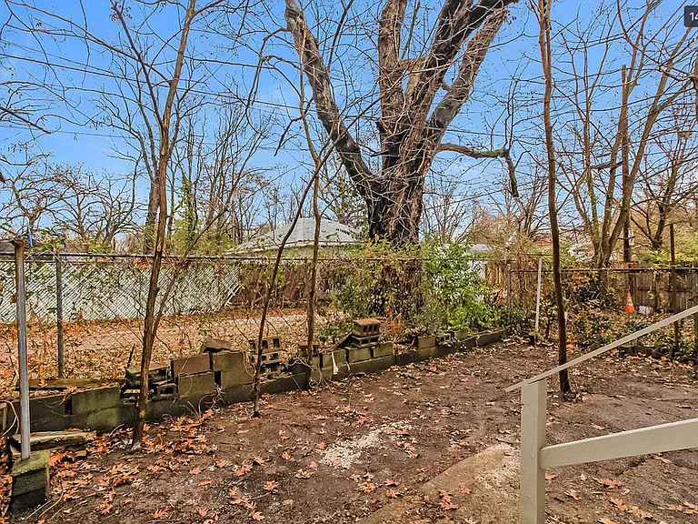 1143 Louis Coleman Jr Dr — Photo 15