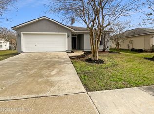 9459 Thorn Glen Rd, Jacksonville, FL 32208