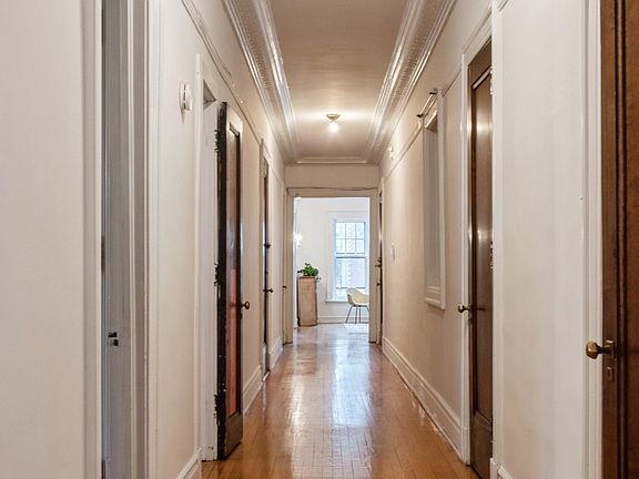 4th image of 5111 S Cornell Ave APT 1