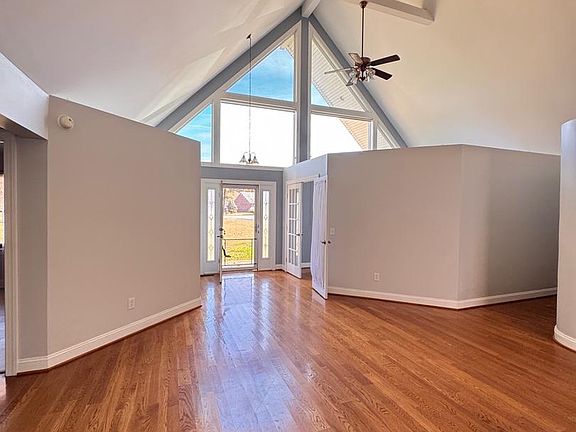 4th image of 687 Prospect Hill Rd
