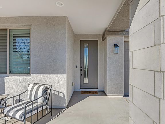 4th image of 21768 S 226TH Place