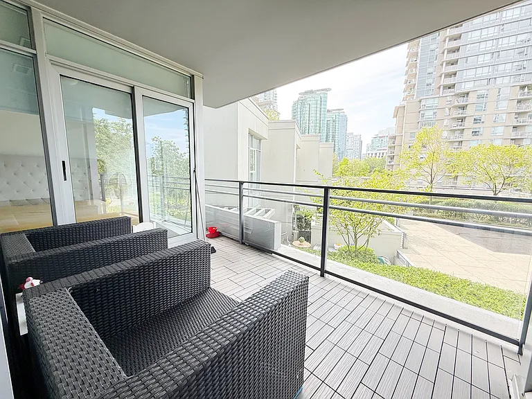 1205 Hastings St W #4XX — Photo 12