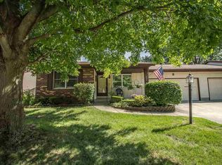 1824 E Farnsworth Dr, South Bend, IN