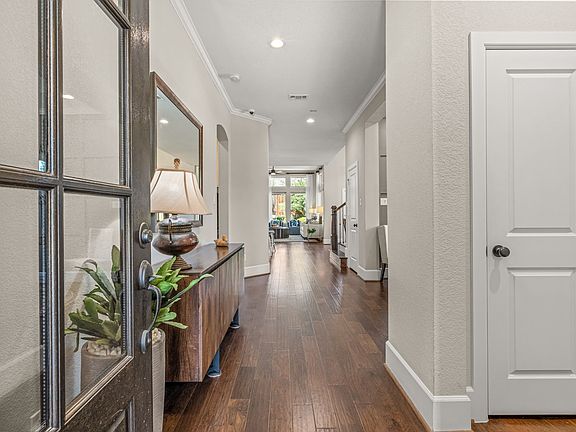 5th image of 13713 Green Hook Rd