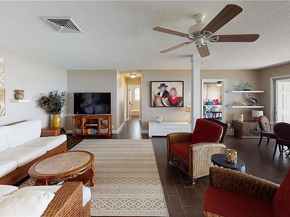 5th image of 3380 Lakeview Dr
