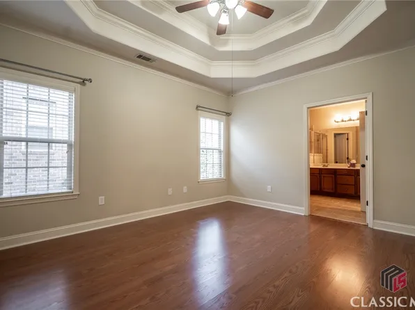 1040 Middleton Lane, Bogart, GA 30622