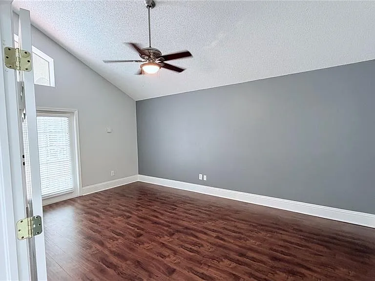 4103 Sparrow Ct — Photo 15