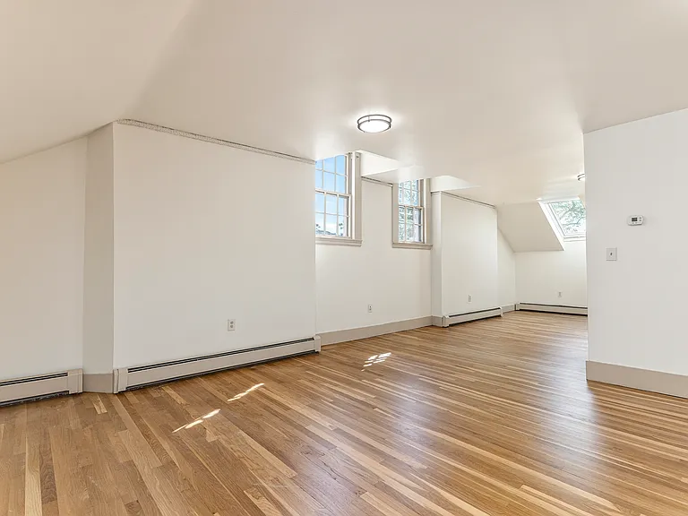 156 Danforth St #3 — Photo 27