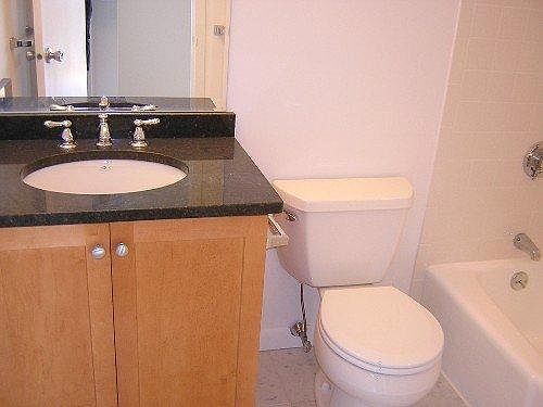 2nd image of 72 Park St #64