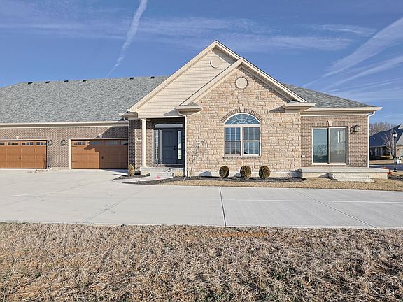 3rd image of 3883 Piper Ln #B