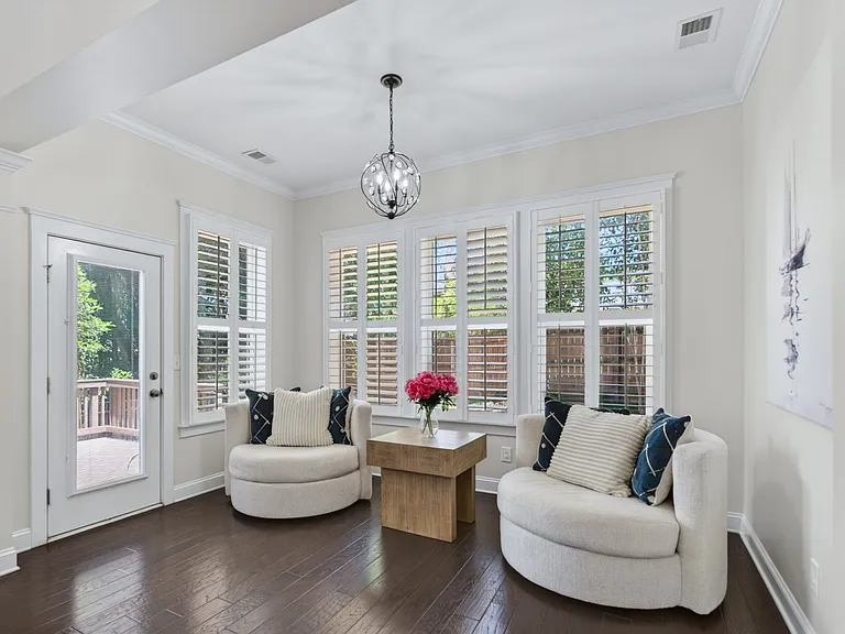 Breakfast nook