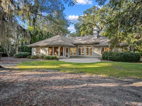 2 Saw Timber Dr, Hilton Head Island, SC 29926