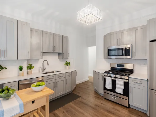 55-19 Metropolitan Avenue image 4 of 12