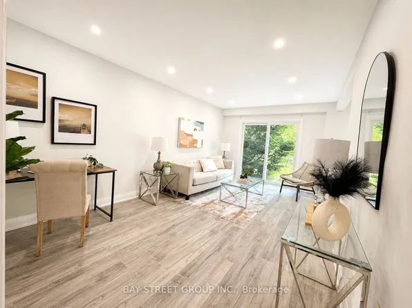 44 Lilac Ave, Markham, ON L3T 5K2