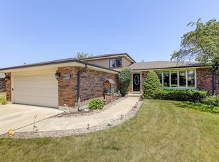 16139 84th Pl, Tinley Park, IL 60487