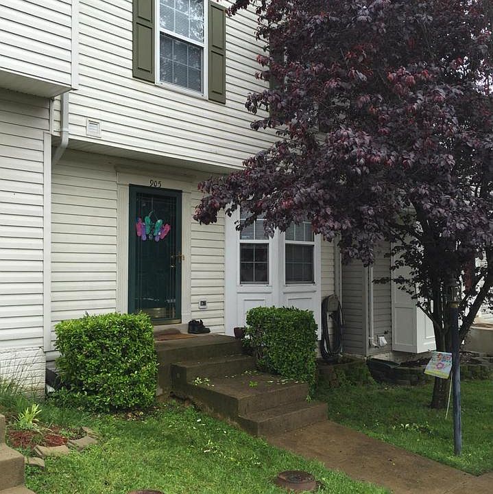 1st image of 905 Kings Crest Dr