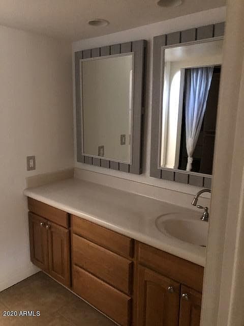 1st image of 5112 W Dahlia Dr