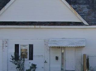 401 S Clinton Ave #D, Dunn, NC 28334