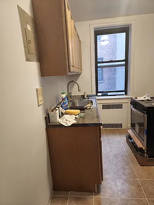 Rented by Astoria Park Realty Group Inc | media 29