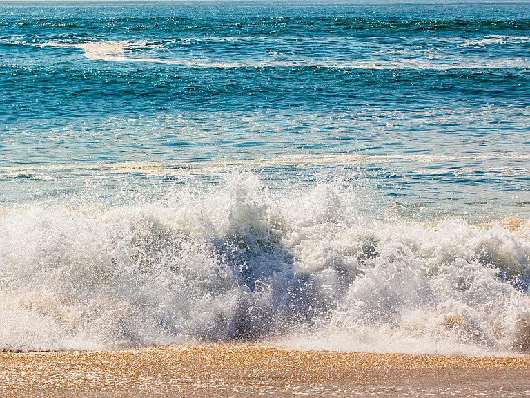 Surf Dr — Photo 31