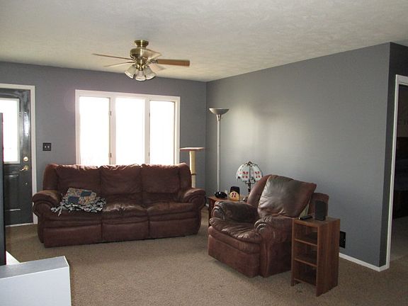 5th image of 3406 N Ave