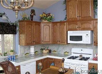 5th image of 56370 Marina View Pl