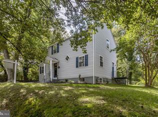 4402 32nd St, Mount Rainier, MD 20712
