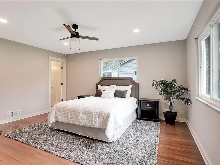 9126 N Delaware St — Photo 14