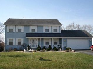 522 Santolina Dr, Roscoe, IL 61073