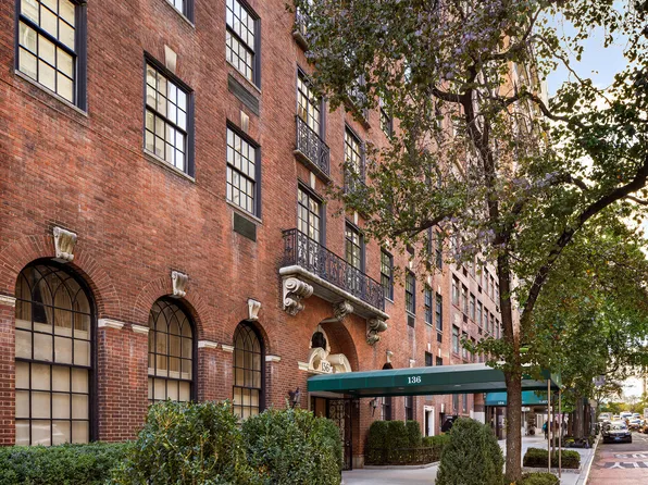 136 East 79th Street image 17 of 17