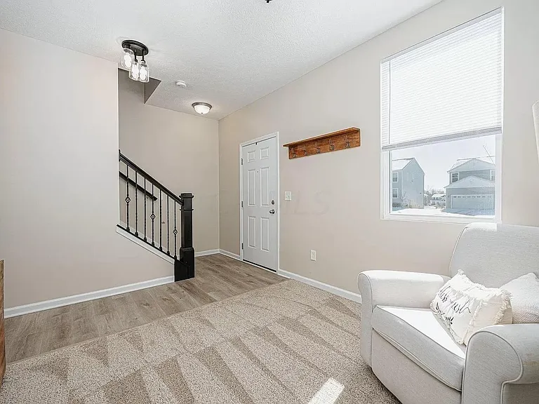 304 Gray Fox Ct — Photo 6