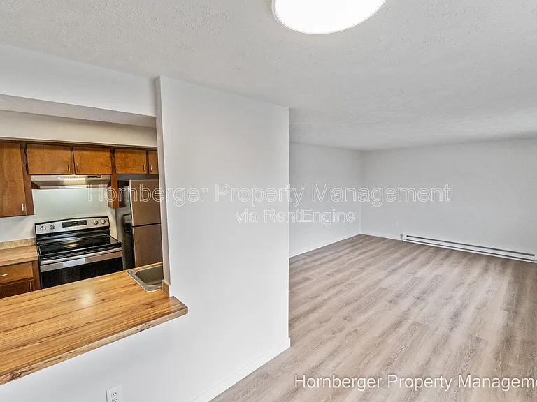 2807 E Boone Ave #3 — Photo 3