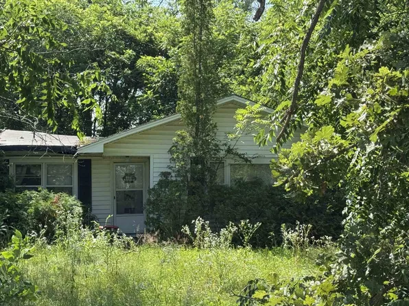 115 Church Street, Endeavor, WI 53932
