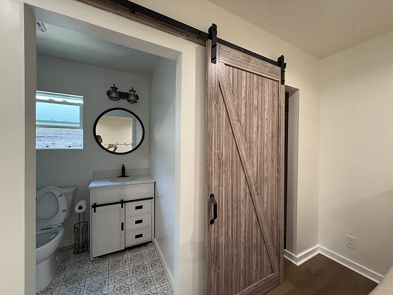 14613 Piuma Ave — Photo 35