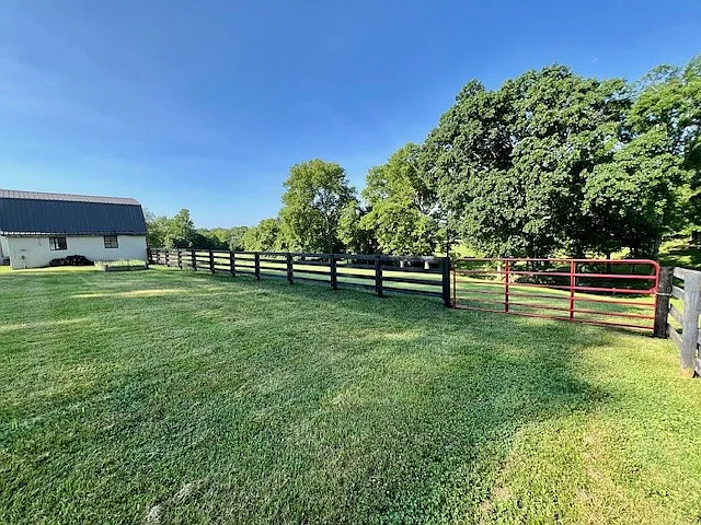 17302 Taylorsville Rd — Photo 53