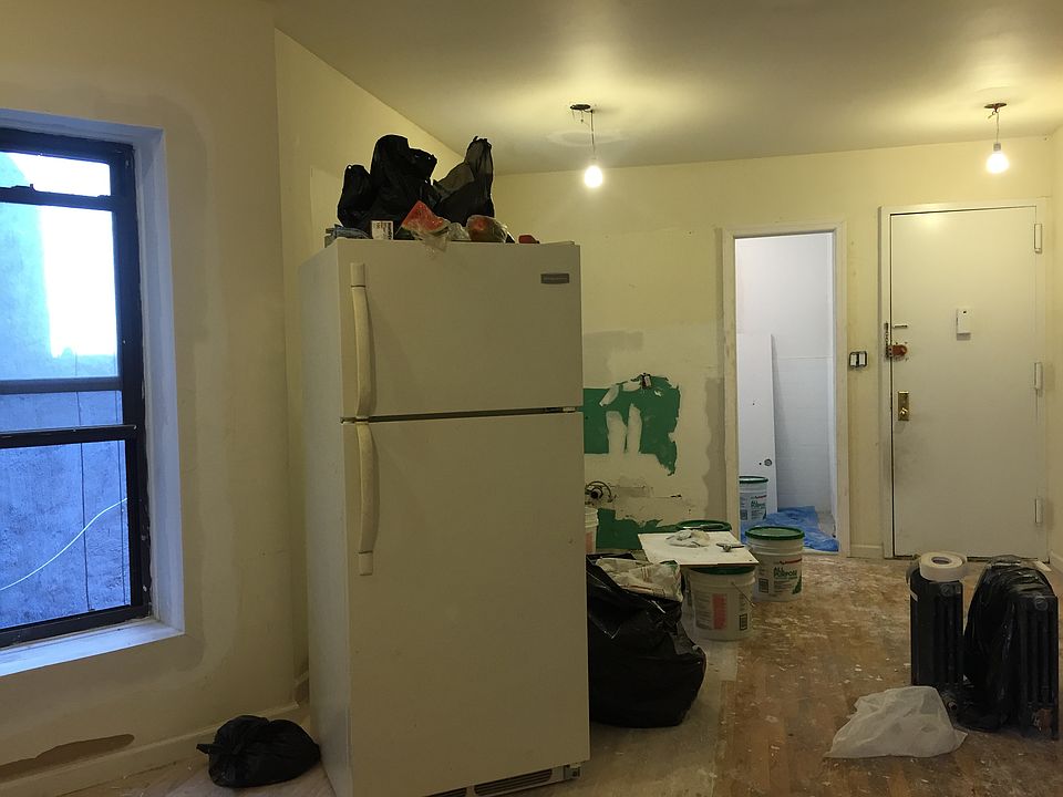2nd image of 43 Underhill Ave #D