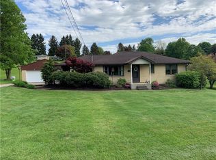 628 Sunset Dr, Freeport, PA 16229