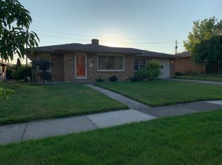 2806 Willa Dr, Saint Joseph, MI 49085
