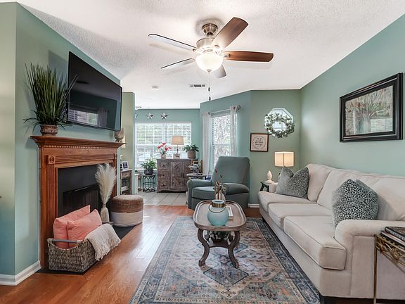 4th image of 188 Midland Pkwy APT 416
